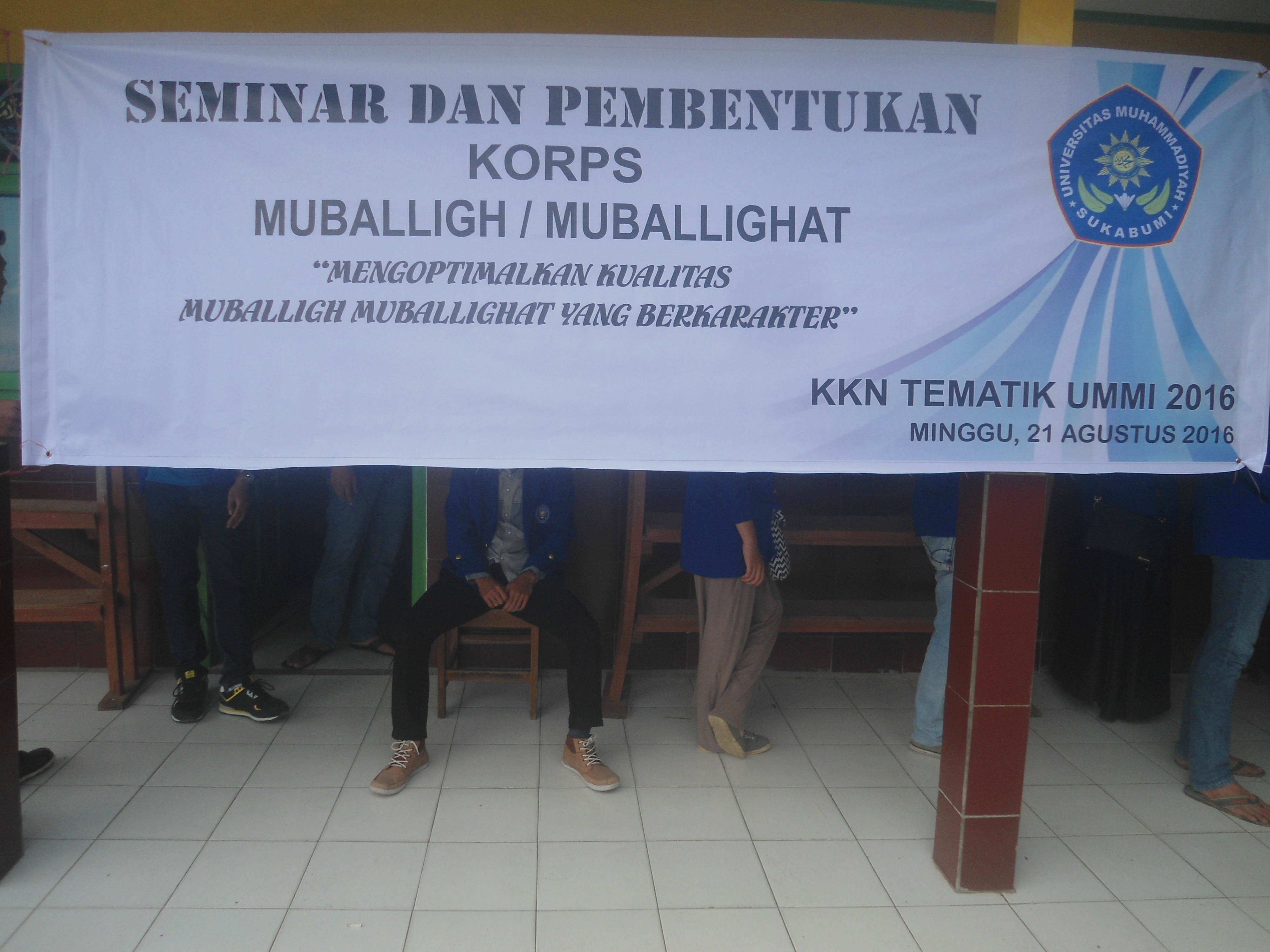 Seminar dan Pembentukan Korps Muballigh Muballighat Kelompok 1 s.d 4 Desa Sukamaju
