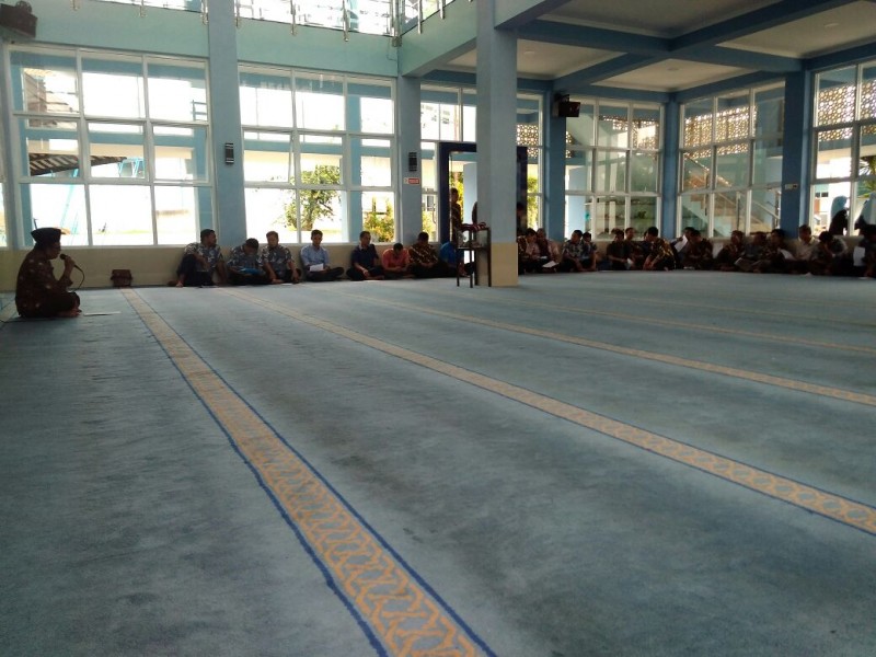 Pengajian Rutin Dosen dan Karyawan Universitas Muhammadiyah Sukabumi : SHALATULLAIL (SHALAT MALAM)