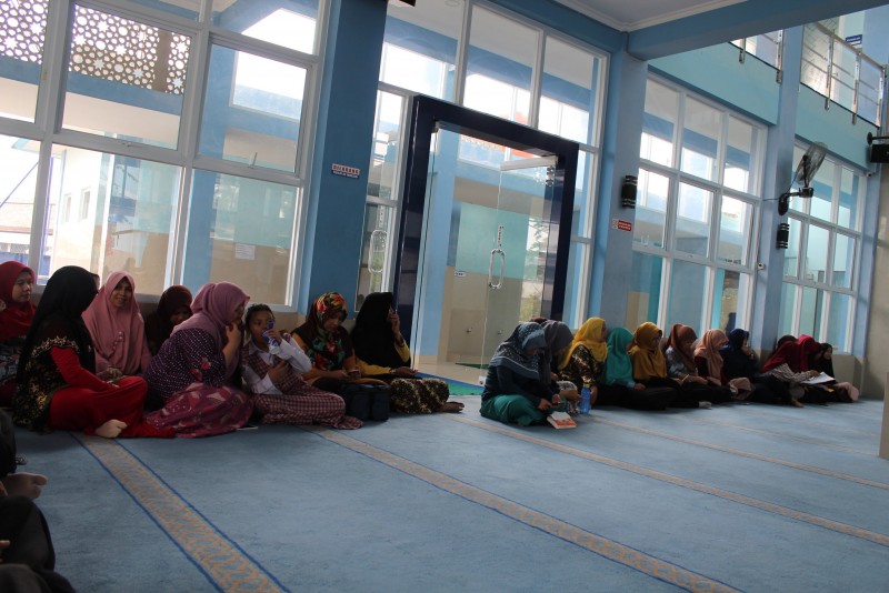 Pengajian Rabu Dosen dan Karyawan UMMI