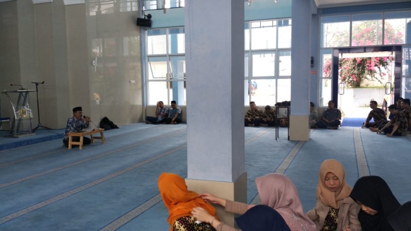 Pengajian Rabu Dosen dan Karyawan UMMI