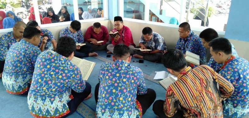 Pengajian Rutin Rabu Dosen dan Karyawan UMMMI