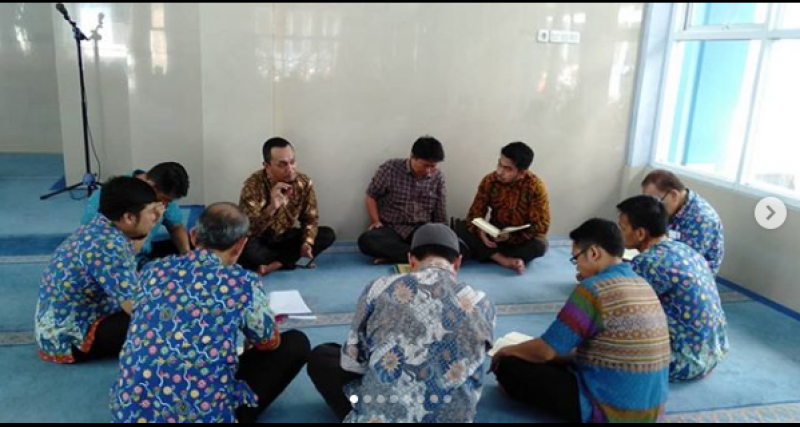 Pengajian Rutin Rabu Dosen dan Karyawan UMMI